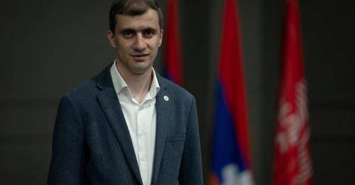 Մեր գործունեության հիմքում դրել ենք երկրի համար նվիրված և պատասխանատու անձանց համախմբումը․ Մեսրոպ Առաքելյան
