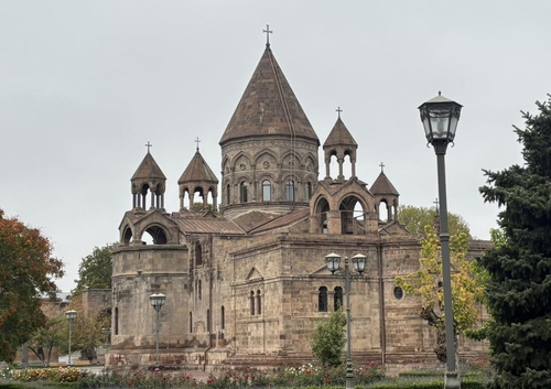 Որևէ պարագայում չմասնակցել տիրադավ հոգևորականների, իսկ իրականում՝ ուժային կառույցների կողմից կազմակերպված այսօրվա արշավին։ Մանե Թանդիլյան