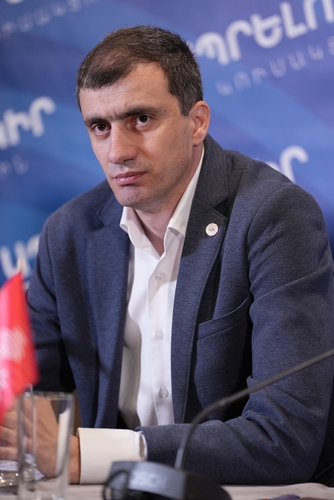 Գազի գինը պետք  է նվազի 18 դրամով․ Մեսրոպ Առաքելյան