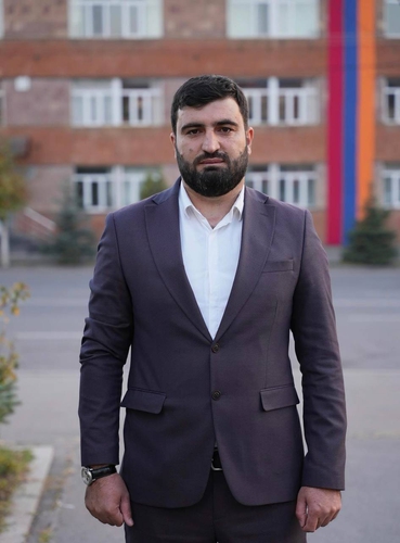 Սեփական պետության շահը ստորադասող և օտարների շահը սպասարկող իշխանությունները հարմար են բոլորին, բացի իրենց ժողովրդից․ Դավիթ Մանուկյան