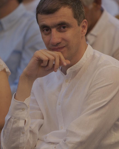 Միայն կանայք կարող են անել այն, ինչը դեռ չի բացատրել ոչ մի տեսություն․ Մեսրոպ Առաքելյան