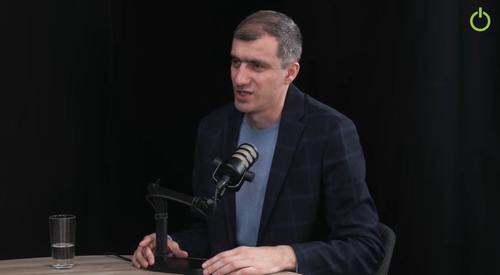 Ըստ էության, Փաշինյանը լավագույն բլոգերն է․ միայն Սուպեր Սաքոյի դիտումներին է զիջում․ Մեսրոպ Առաքելյան